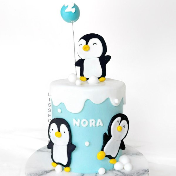 Party Trio Penguin Cake