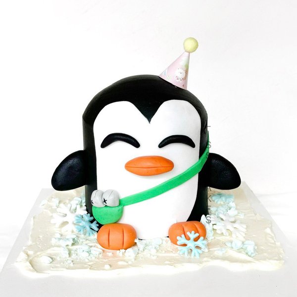 3D Party Penguin Cake 
