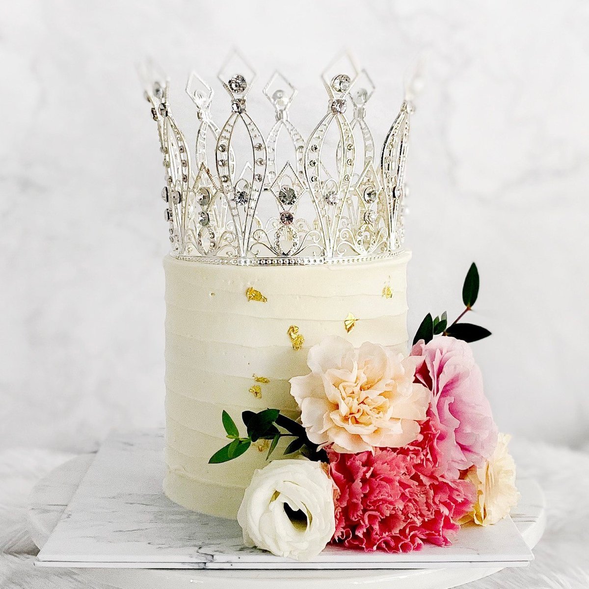 Dianthus Floral Crown Cake