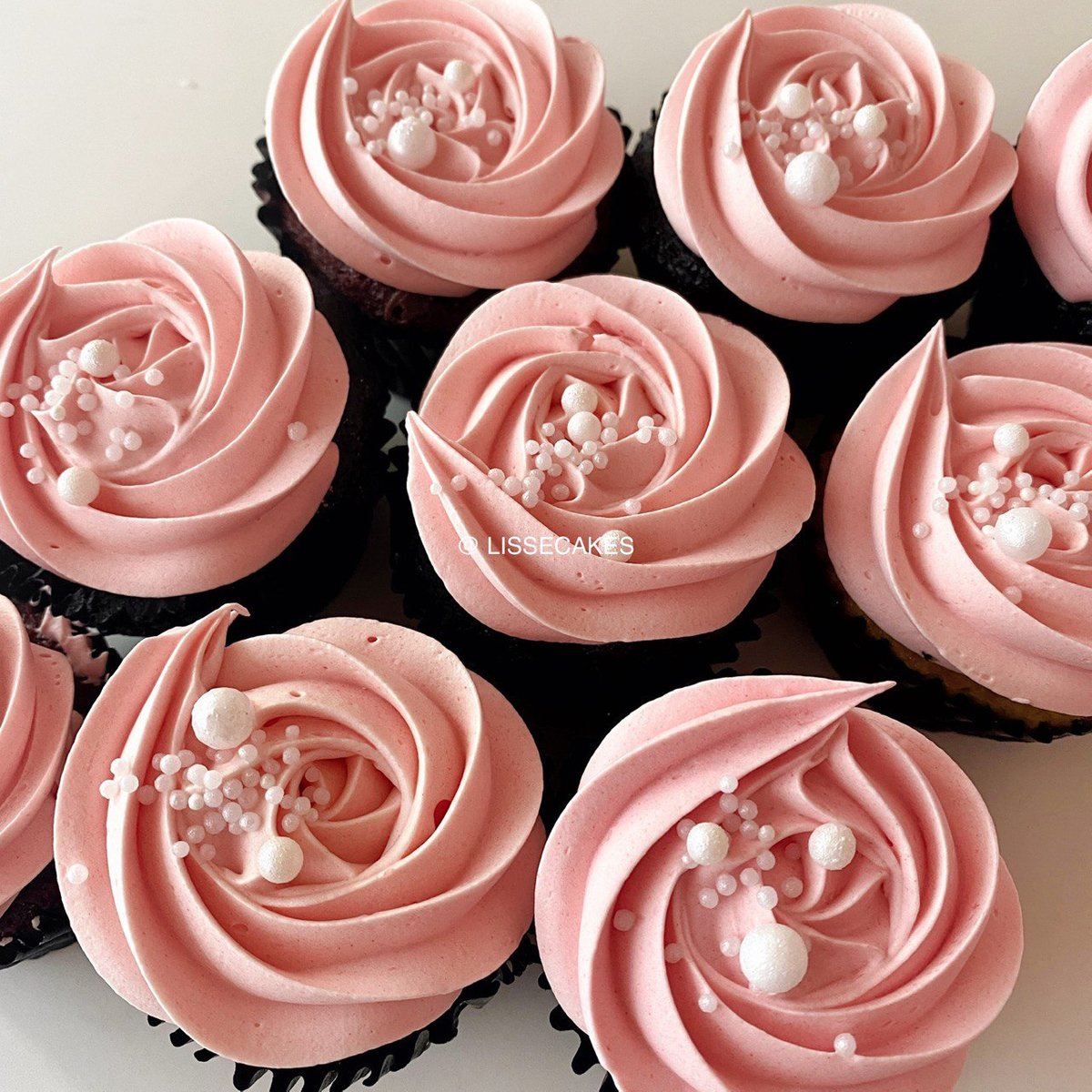 Pink Simple Cupcakes 