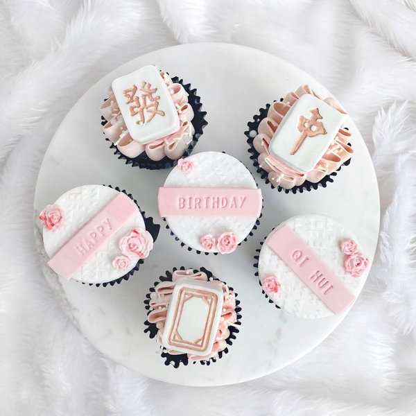 Pink Mahjong Cupcakes 
