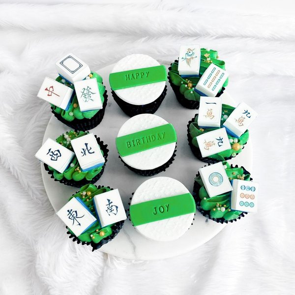 The Thirteen Wonders Mahjong Cupcakes