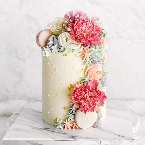 Athena Flower Cake